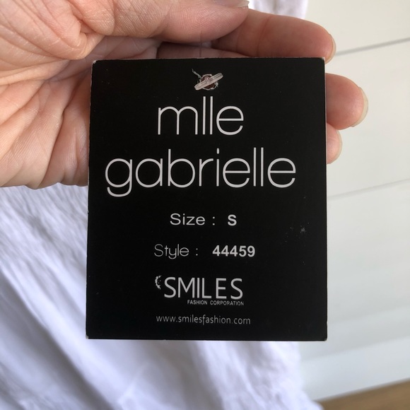 MLLE GABRIELLE Embroidered Maxi Dress Size Small - Picture 6 of 6